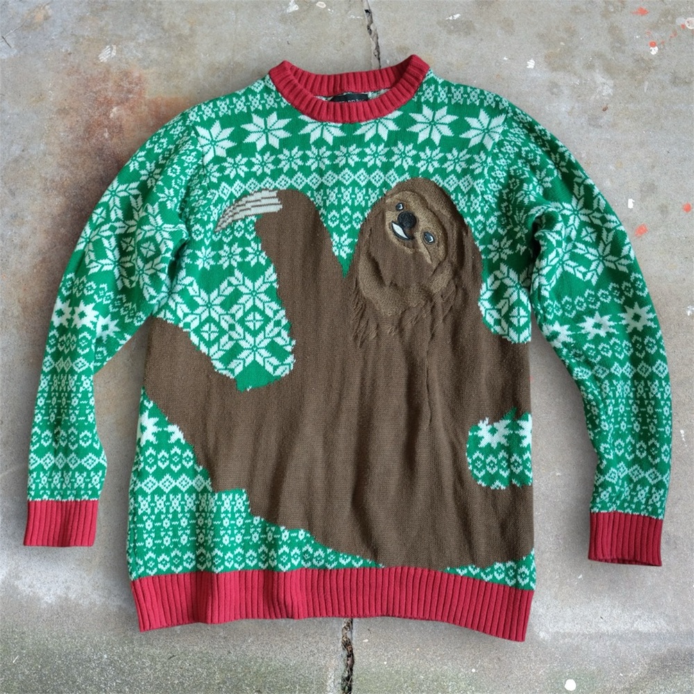 Ugly Christmas Sloth Blizzard Bay Men’s Sweater, Size S